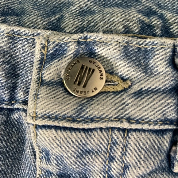 New York Jeans Light Wash Boot Cut Jeans - Picture 5 of 6